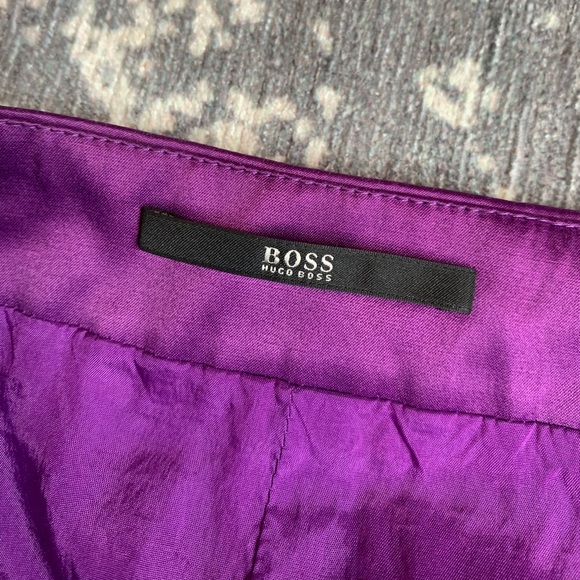 Hugo Boss pencil skirt - Picture 9 of 10